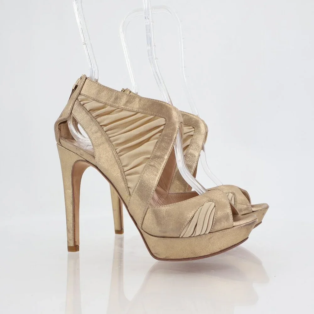 Fendi Heels Women's Size 5.5 Gold Metallic Leather Fabric Platform - Picture 2 of 13